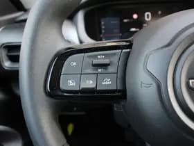 Jeep Avenger Longitude 54 kWh Automaat thumbnail 11