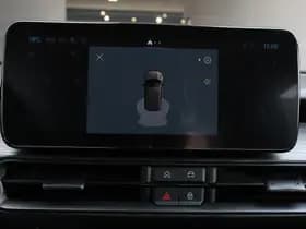 Jeep Avenger Longitude 54 kWh Automaat thumbnail 3