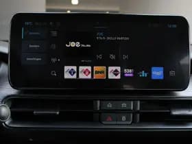 Jeep Avenger Longitude 54 kWh Automaat thumbnail 31