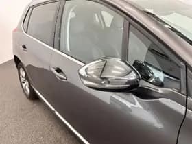 Peugeot 2008 1.2 PureTech Allure Aut. thumbnail 15