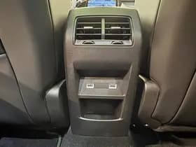 Peugeot 308 1.6 Plug-in Hybrid 180 GT thumbnail 30