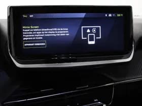 Peugeot 2008 1.2 Hybrid 136 pk Automaat Allure thumbnail 3