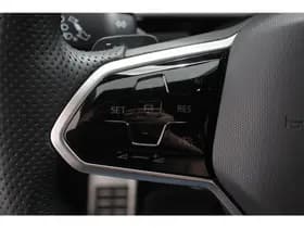 Volkswagen T-Roc 1.5 TSI 150pk DSG R-Line thumbnail 13