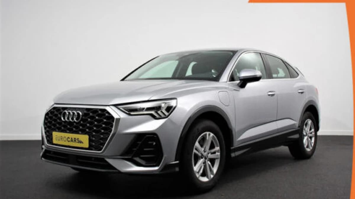 Audi Q3 Sportback 45 TFSI attitude Plus PHEV 245 PK — foto 1