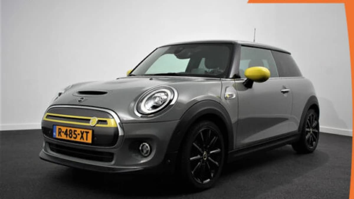 MINI Cooper Electric Charged 33 kWh — foto 1