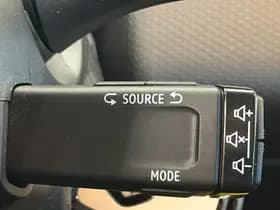 Renault Clio 1.0 TCe 90 Equilibre thumbnail 17