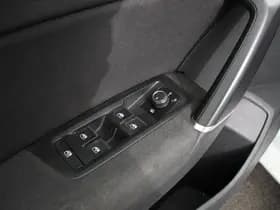 Volkswagen Touran 1.4 TSI Highline 7p thumbnail 27