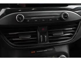 Ford FOCUS Wagon 1.0 EcoBoost ST Line 125 Pk thumbnail 19