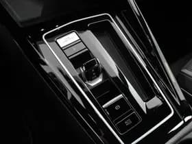 Volkswagen Golf 1.5 eTSI R-Line thumbnail 18