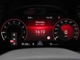 Volkswagen Golf 1.5 eTSI R-Line thumbnail 25