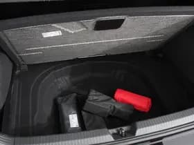 Volkswagen Golf 1.5 eTSI R-Line thumbnail 33