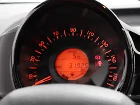 Peugeot 108 1.0 e-VTi Style thumbnail 13