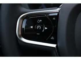 Volvo XC60 2.0 T6 398pk Plug-in hybrid AWD Plus Dark thumbnail 22