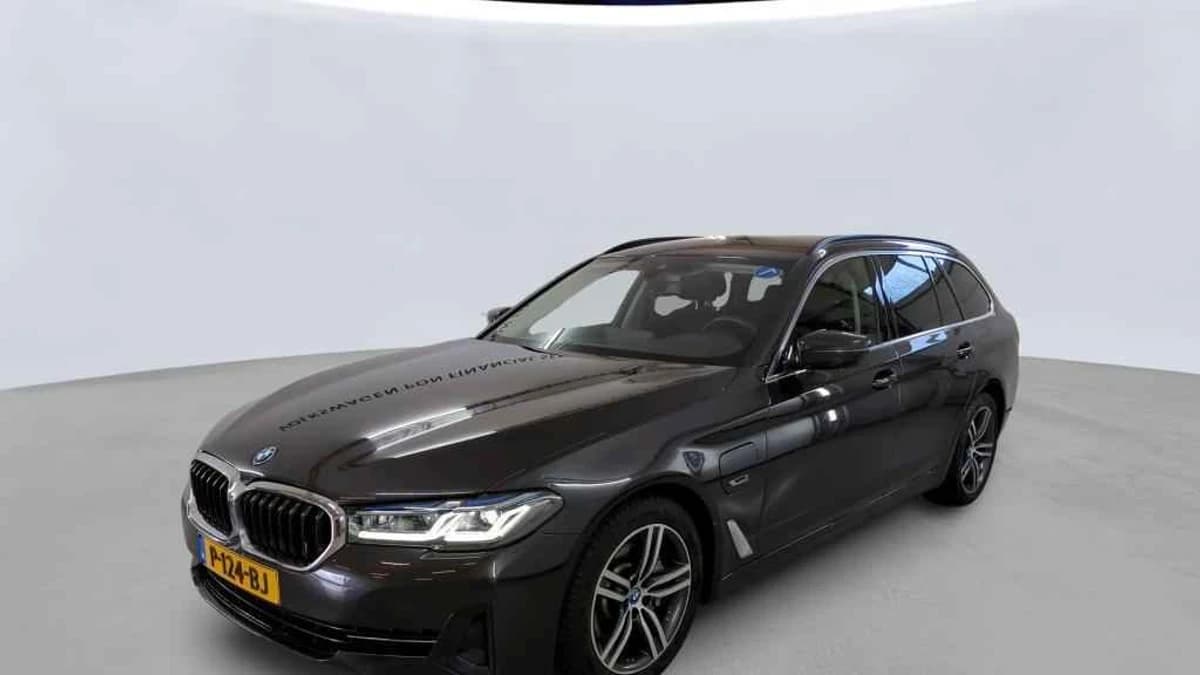 BMW 5 Serie Touring 520e Business Edition Plus — foto 1