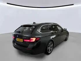BMW 5 Serie Touring 520e Business Edition Plus thumbnail 2