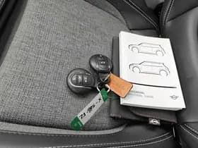 MINI Mini 1.5 Cooper Camden Edition thumbnail 13