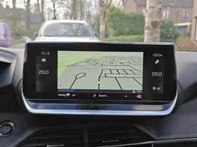 Peugeot 2008 1.2 PureTech Blue Lease Allure thumbnail 7