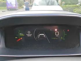 Peugeot 2008 1.2 PureTech Blue Lease Allure thumbnail 10