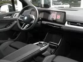 BMW 2 Serie Active Tourer 230e xDrive I M-Sport I Pano I ACC thumbnail 2