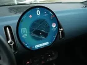 MINI Countryman E Favoured S 66.5 kWh I Pano I 19 inch I Head-up thumbnail 6