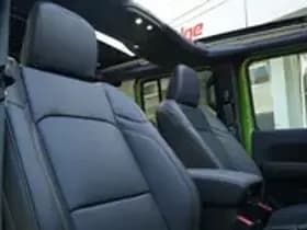 Jeep Wrangler Unlimited 4xe 380 Sahara Sky-one I 4 jaar garantie thumbnail 4