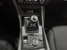 Mazda 3 thumbnail 18