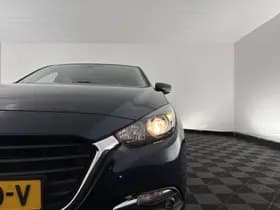 Mazda 3 thumbnail 24