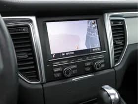 Porsche Macan thumbnail 14