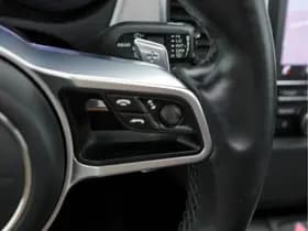 Porsche Macan thumbnail 18