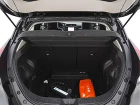 Nissan Leaf thumbnail 11