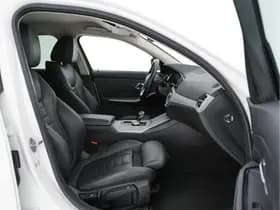 Bmw 3 serie thumbnail 12