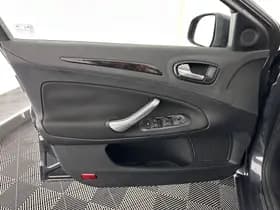 Ford Mondeo thumbnail 19