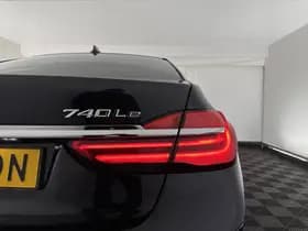 Bmw 7 serie thumbnail 33