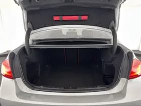 Bmw 3 serie thumbnail 12