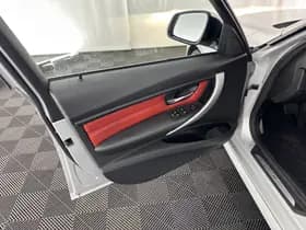 Bmw 3 serie thumbnail 22