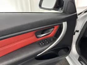 Bmw 3 serie thumbnail 23