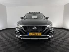 Mg Zs ev thumbnail 3