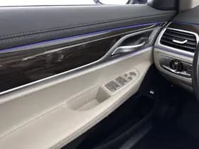 Bmw 7 serie thumbnail 25