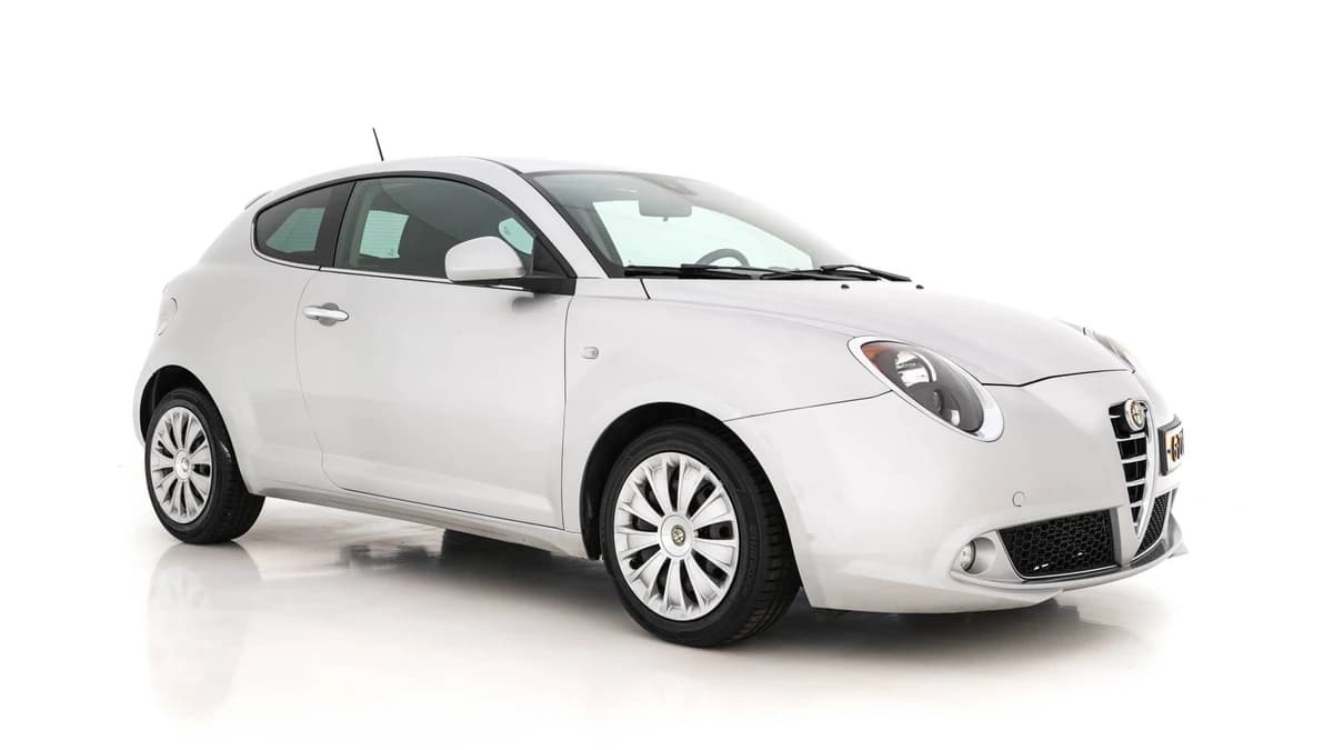 Alfa Romeo Romeo mito — foto 1
