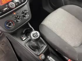 Fiat Punto thumbnail 14