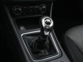 Mercedes-Benz Benz gla thumbnail 15