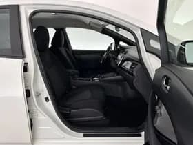 Nissan Leaf thumbnail 12