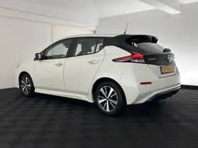 Nissan Leaf thumbnail 5