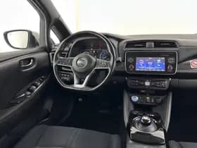 Nissan Leaf thumbnail 8