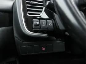 Mitsubishi Outlander thumbnail 20