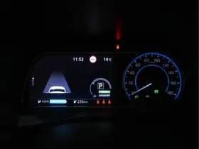 Nissan Leaf thumbnail 20