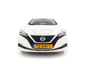 Nissan Leaf thumbnail 3