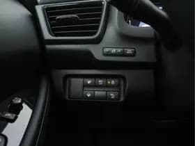 Nissan Leaf thumbnail 21