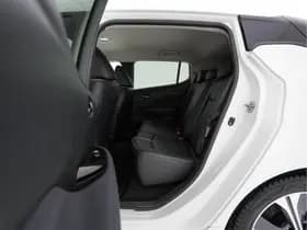 Nissan Leaf thumbnail 10