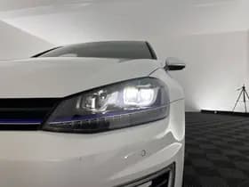 Volkswagen Golf thumbnail 25